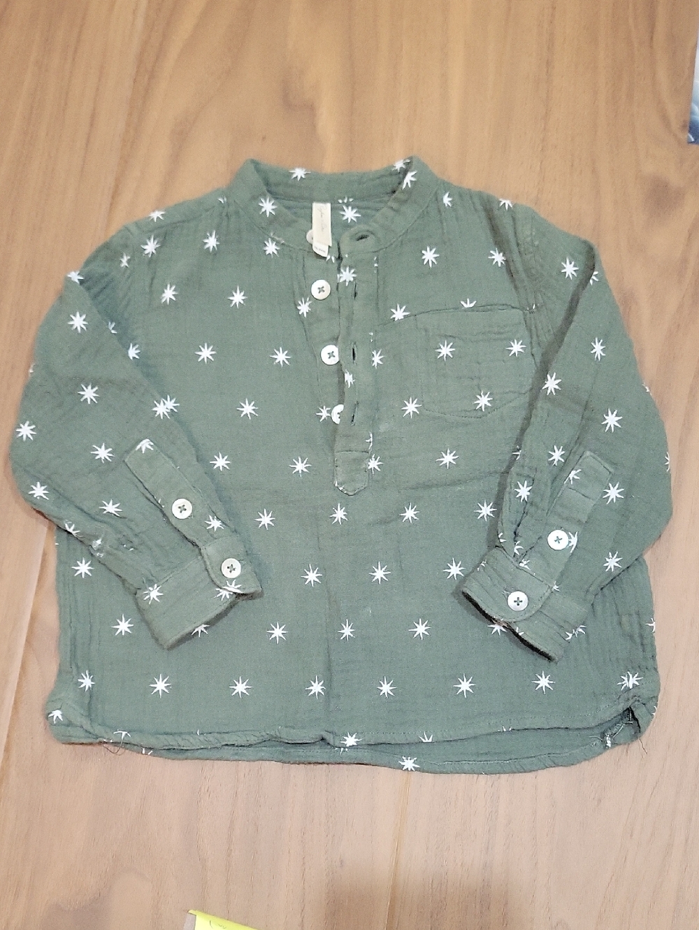 Rylee & Cru Green Star-Print Shirt